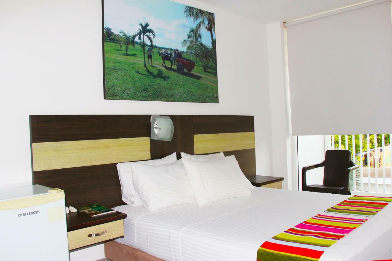 Hotel Anamela Мани Экстерьер фото